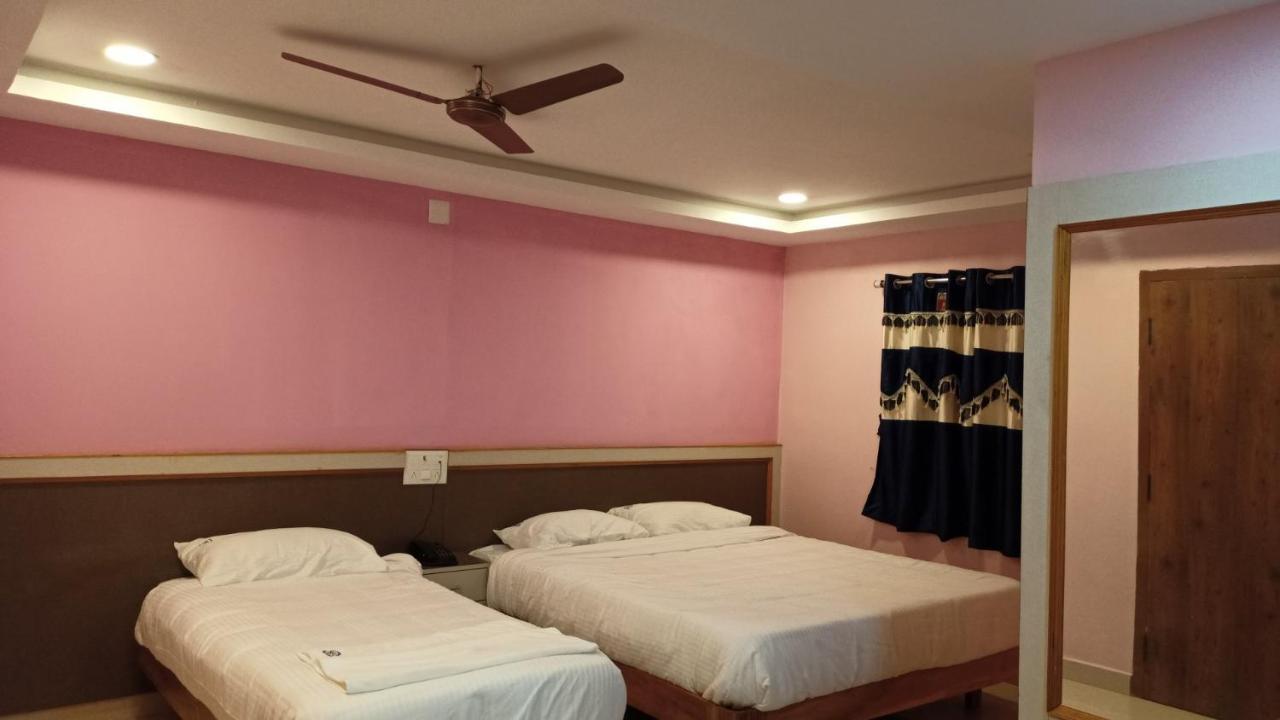 Aarthi Residency Hotel Karaikkudi Luaran gambar
